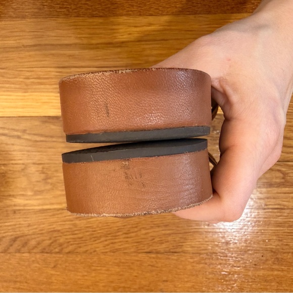 Tory Burch Miller Cloud Thong Sandal in Miele (Light brown) - Size 7 - Picture 7 of 7